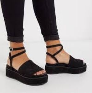 ASOS Size 8 Tabitha Black Chunky Platform Flatform Thick Sole Sandals Shoes